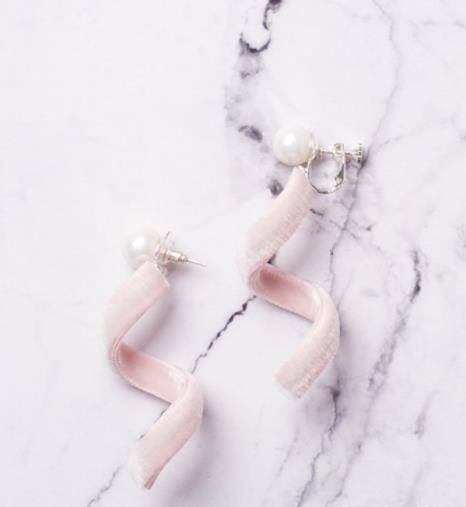 秋冬季节也要做个精致女孩：5款饰品搭配（图）