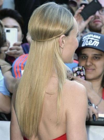 10分钟轻松搞定你想要的年会发型示范（图）