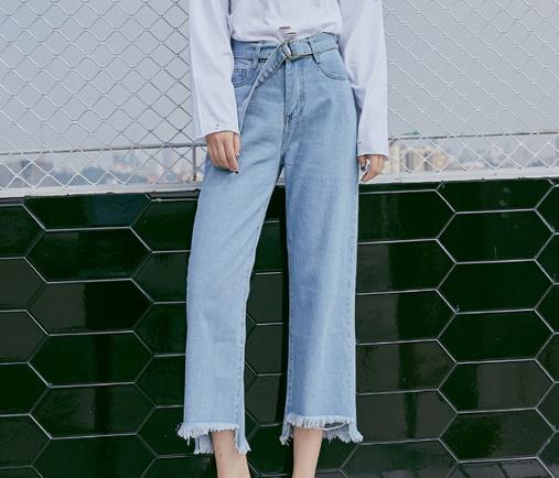 今年秋冬舒适时髦又显瘦的裤子搭配推荐(图) 今年秋冬舒适时髦又显瘦的裤子搭配推荐(图)