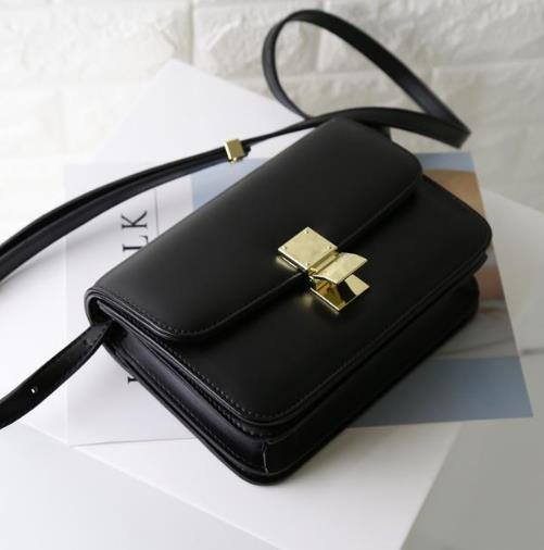 2018彰显时尚潮流的纯色花朵手提斜跨包推荐（图）