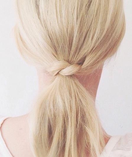 马尾如何绑：6款简单又有型的马尾绑法示范（图）