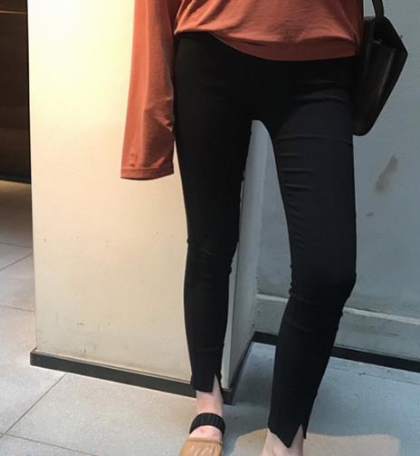 时尚达人必备铅笔裤:百搭铅笔裤显瘦又减龄(图) 时尚达人必备铅笔裤:百搭铅笔裤显瘦又减龄(图)