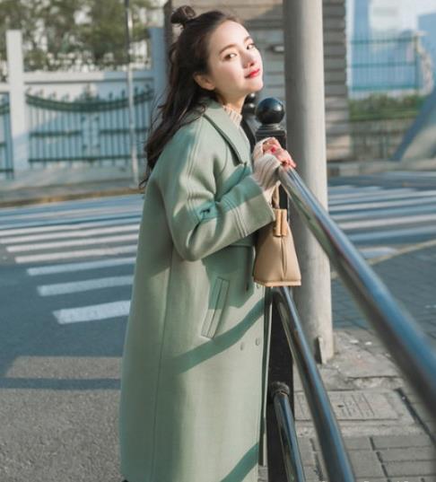 个性十足复古款大衣：穿出冬季时尚魅力（图）