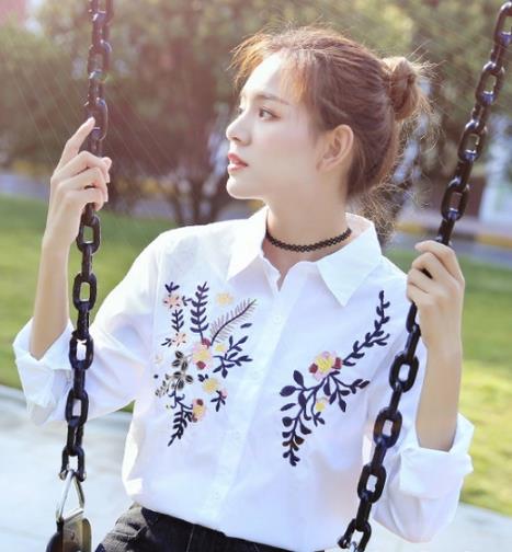 这几款彰显时尚潮流的经典单品你衣柜里有吗（图）