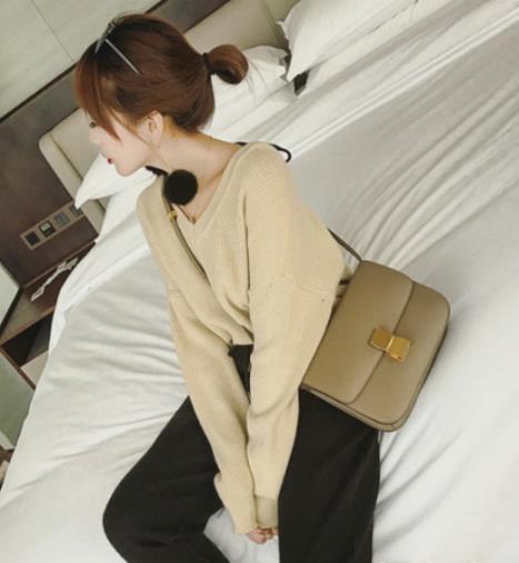 冬天打底必备时尚毛衣：毛衣是保暖的不二之选