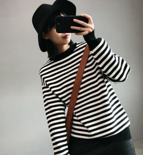 时尚达人必备套头毛衣:百搭毛衣穿出百变风格 时尚达人必备套头毛衣:百搭毛衣穿出百变风格