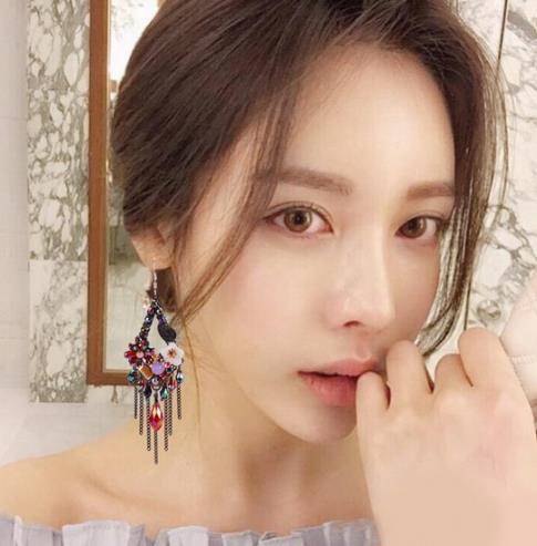 时尚撩人饰品如何搭配:尽显十足女神范儿(图) 时尚撩人饰品如何搭配:尽显十足女神范儿(图)