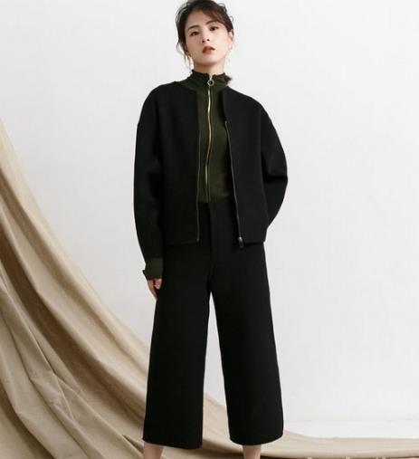 外套这样搭配阔腿裤才能显瘦又优雅(图) 外套这样搭配阔腿裤才能显瘦又优雅(图)