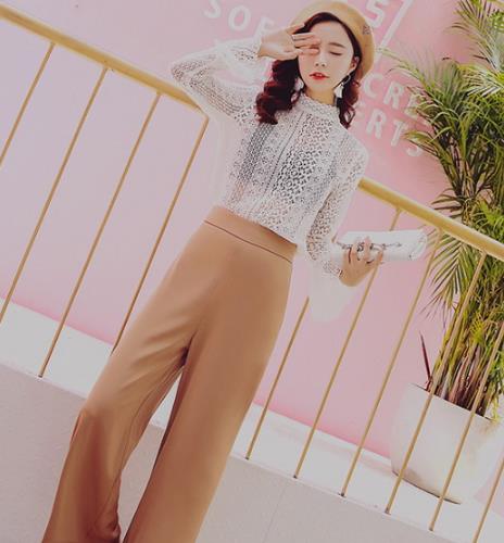 外套这样搭配阔腿裤才能显瘦又优雅(图) 外套这样搭配阔腿裤才能显瘦又优雅(图)