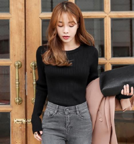 秋冬单品套头毛衣:简单百搭毛衣搭配推荐(图) 秋冬单品套头毛衣:简单百搭毛衣搭配推荐(图)