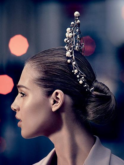 四大简单易学的发髻款式：轻松打造浪漫情调（图）