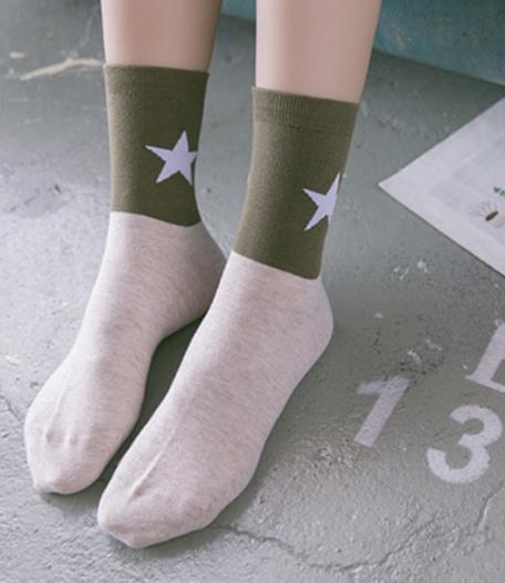 冬季来双厚袜子：给自己的脚丫暖一暖（图）