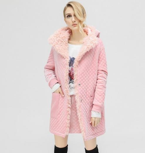 麂皮绒加厚短外套的多种搭配：时尚又优雅（图）