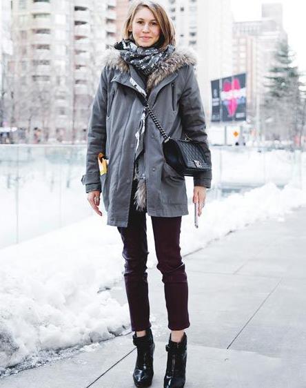 让你的造型颈上添花的围巾时尚搭配示范(图) 让你的造型颈上添花的围巾时尚搭配示范(图)