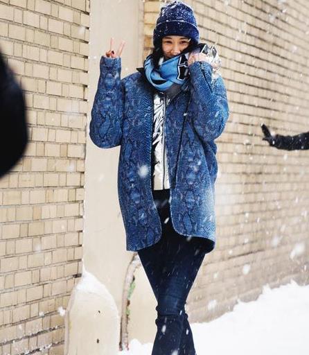 保暖利器围巾：教你冬季毛线帽时尚戴法（图）