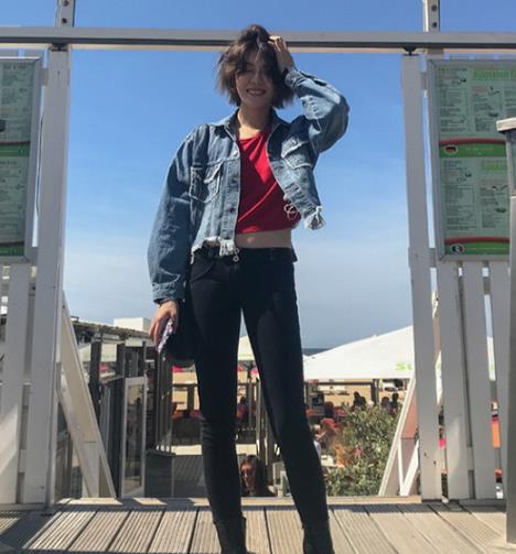 5款彰显时尚潮流的新款牛仔外套搭配示范(图) 5款彰显时尚潮流的新款牛仔外套搭配示范(图)