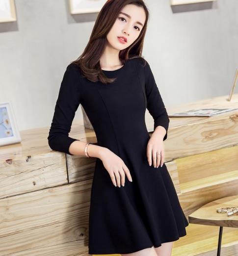 冬季裙装如何搭配：优雅时尚裙装搭配示范（图）