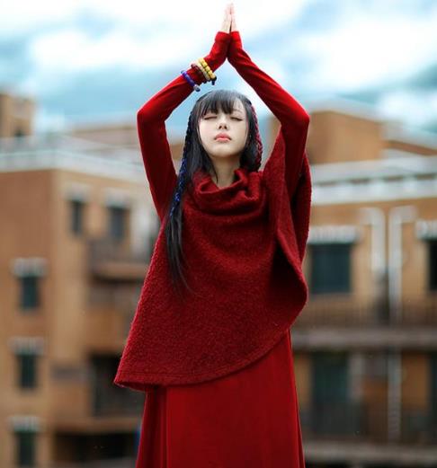 秋冬款蕾丝两件套针织连衣裙：时尚显瘦又保暖