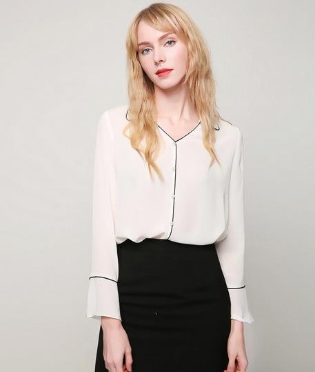 七分袖立领条纹雪纺衫怎么搭配：时尚优雅文艺范