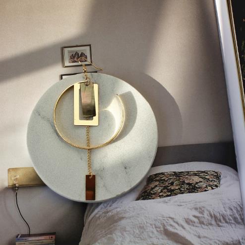 让你气场大开的5款百搭又时髦的耳环（图）