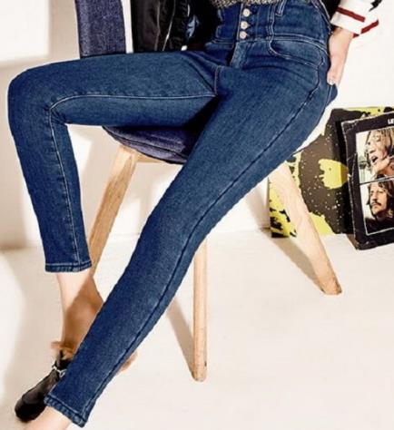 牛仔裤的多种搭配：冬天穿牛仔裤也能美美哒（图）