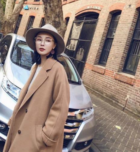 微胖女生怎么选毛呢大衣：时尚显瘦大衣推荐（图）