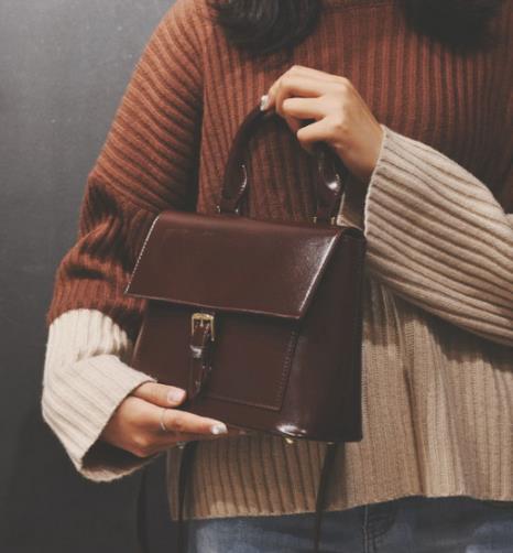 2018流行趋势时尚复古风斜挎包推荐(图) 2018流行趋势时尚复古风斜挎包推荐(图)