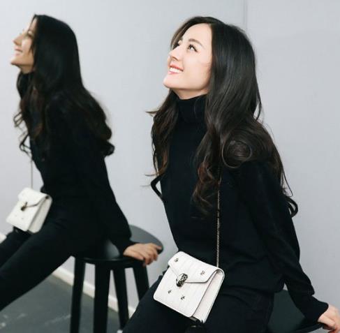 2018最新潮发型：波浪卷发打造女神气质（图）