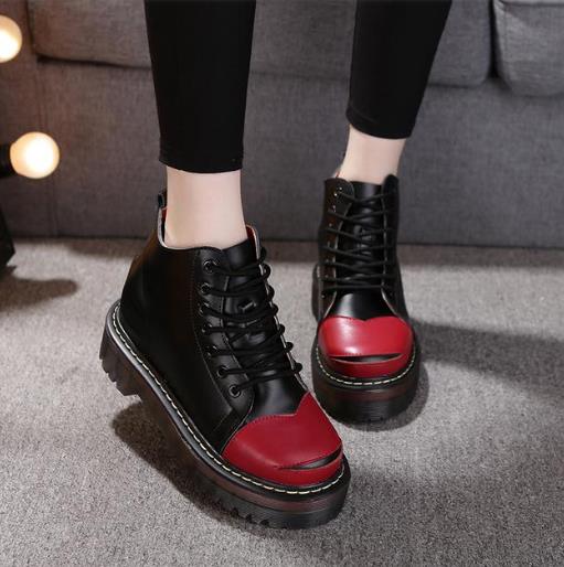 矮个子的福利:显高显瘦流苏磨砂马丁靴分享(图) 矮个子的福利:显高显瘦流苏磨砂马丁靴分享(图)