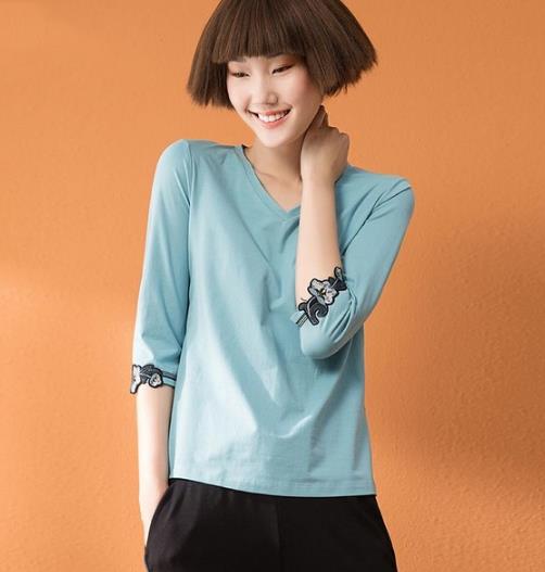 灯笼袖雪纺衫搭配包臀裙:时尚可爱雪纺衫推荐 灯笼袖雪纺衫搭配包臀裙:时尚可爱雪纺衫推荐