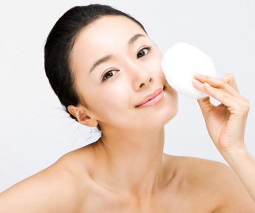 四种洁面法:让晨起倦肌活力十足(图) 四种洁面法:让晨起倦肌活力十足(图)