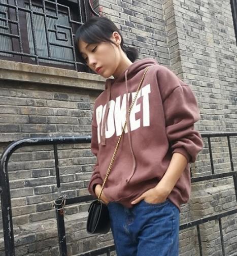 	
小小个子也显高：卫衣针织的搭配示范（图）
