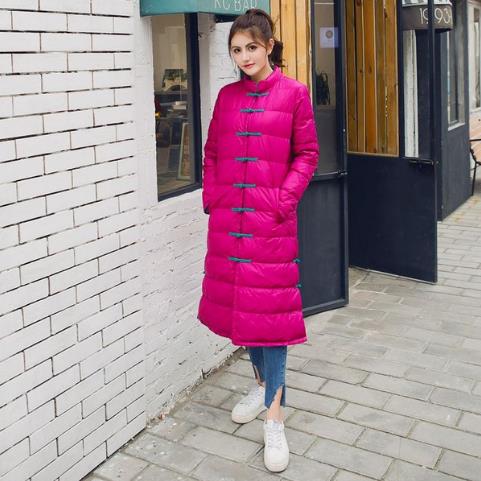 羽绒服你选对了吗:典雅大气刺绣收腰羽绒服推荐 羽绒服你选对了吗:典雅大气刺绣收腰羽绒服推荐