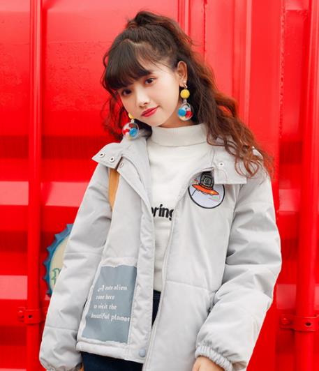 不知道厚外套怎么选：这6款外套保暖又时尚（图）