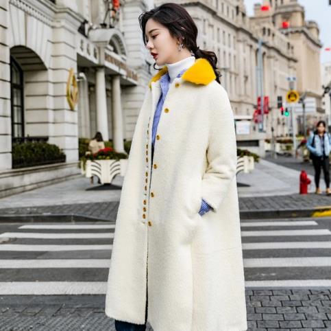 5款端庄大气的皮草拼接羊绒大衣搭配示范（图）