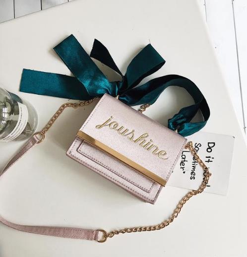 2018最新流行概念时尚百搭丝带蝴蝶结小方包（图）