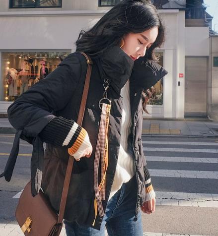 适合矮个子女生穿的羽绒服：显高显瘦显气质