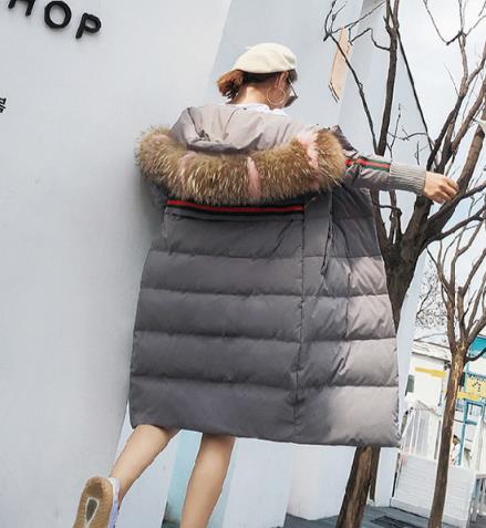 适合矮个子女生穿的羽绒服：显高显瘦显气质