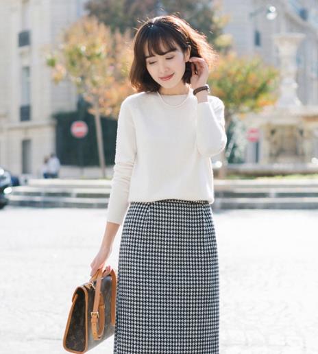 半身裙的多种搭配让你冬日既有温度又有风度