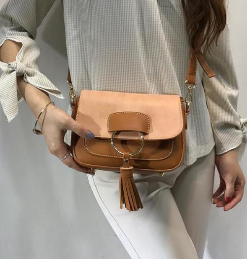 这几款经典菱格链条小包搭配打造百变风格（图）