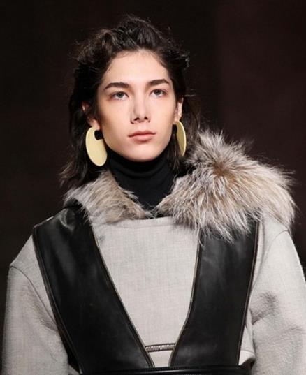 	
这就是下一季最流行的饰品（图）
