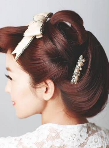 五款复古发型分享：让你轻松玩转穿越（图）