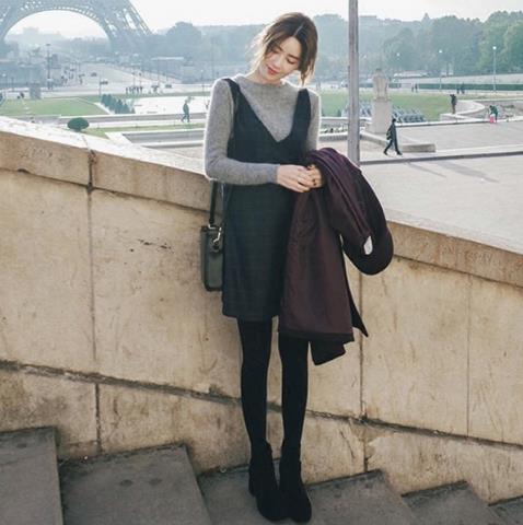 省时省力显气质的毛呢两件套连衣裙搭配推荐(图) 省时省力显气质的毛呢两件套连衣裙搭配推荐(图)