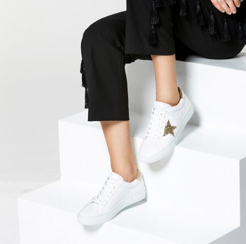 这几款休闲鞋怎么搭配裤子 文艺范儿爆棚