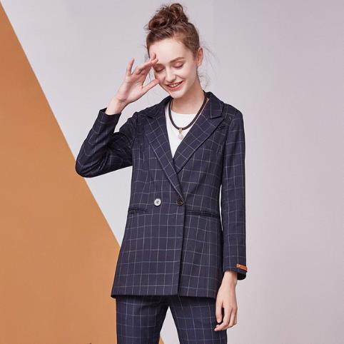 寒冷冬季别忘了怀旧质感格纹装 寒冷冬季别忘了怀旧质感格纹装