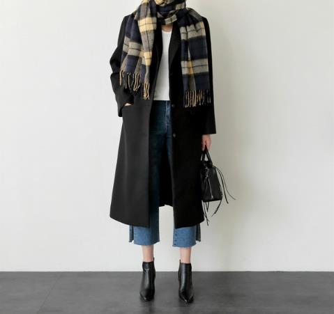 韩版牛仔裤穿搭示范:打造随性时尚范儿(图) 韩版牛仔裤穿搭示范:打造随性时尚范儿(图)