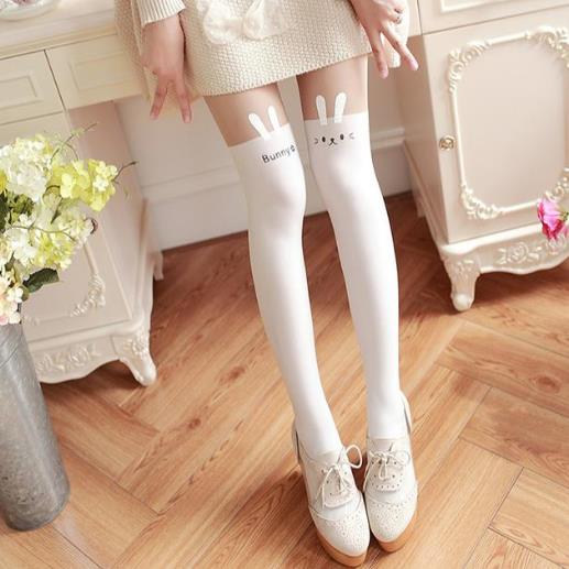 性感比基尼丝袜分享：丝袜让你性感加倍（图