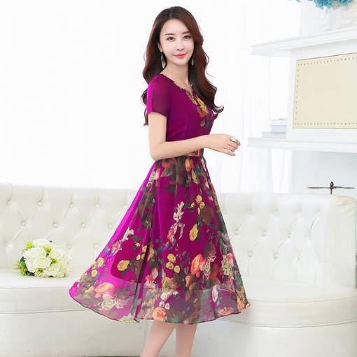 气质印花真丝连衣裙:给你不一样的夏天(图) 气质印花真丝连衣裙:给你不一样的夏天(图)