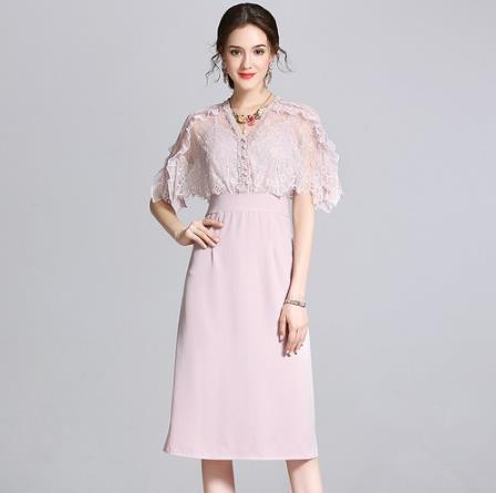 蕾丝V领高腰连衣裙:高腰连衣裙让显瘦无处不在 蕾丝V领高腰连衣裙:高腰连衣裙让显瘦无处不在