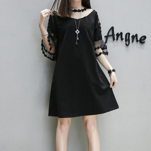 微胖MM搭配网纱刺绣木耳边连衣裙：显瘦又减龄